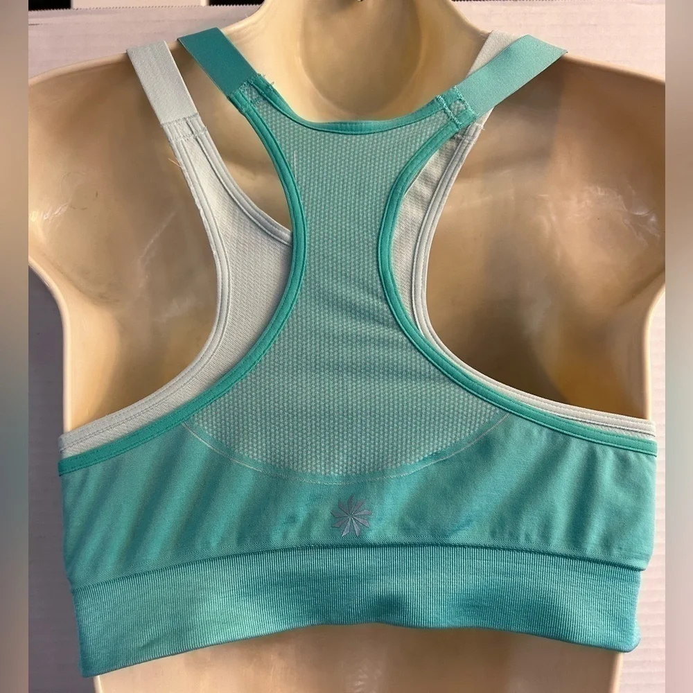 Athleta seamless double‎ under sports bra in size M. F6